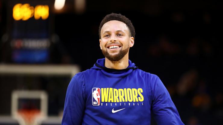 LeBron James Reacts To Steph Curry’s Return To Warriors