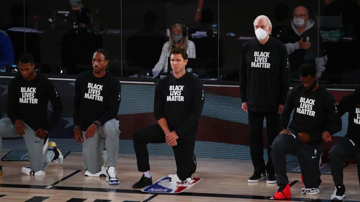 DeMar DeRozan Says Don't "Vilify" Gregg Popovich For Standing During Anthem
