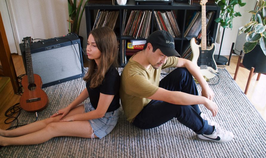 Get Lost in Tyzo Bloom and Minke's Dreamy Single "BEDROOM"