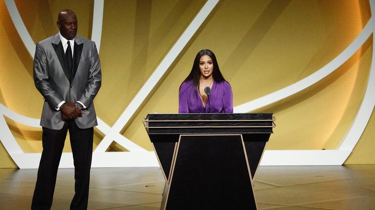 Vanessa Bryant Honors Kobe With Powerful Hall Of Fame Speech: "You Did It"