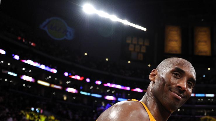 Sixers Rumored To Possibly Retire Kobe Bryant's Number