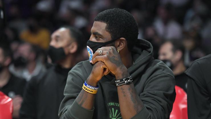 Kyrie Irving Ripped By Raja Bell Over Vaccine Hesitancy
