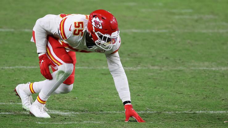 Chiefs' Frank Clark Officially Charged After Allegedly Driving With An Uzi