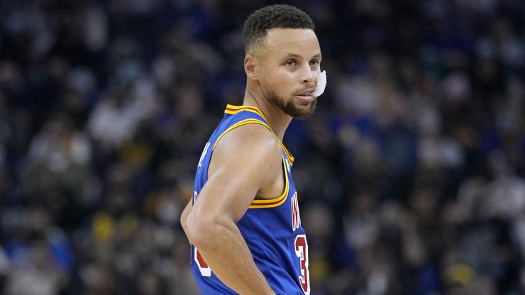 Steph Curry Reacts To The Warriors' Hot Start
