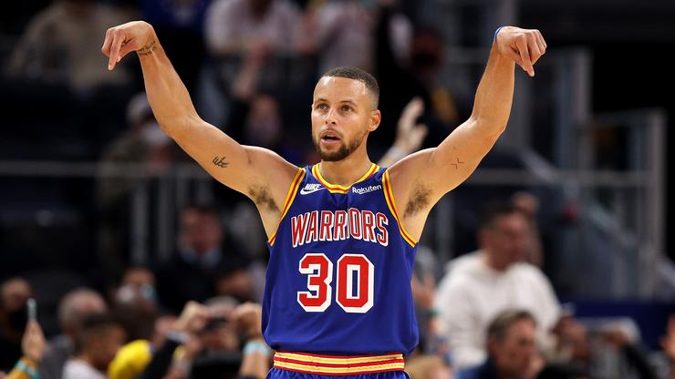 Steph Curry Passes Ray Allen For First On All-Time Three-Pointers List