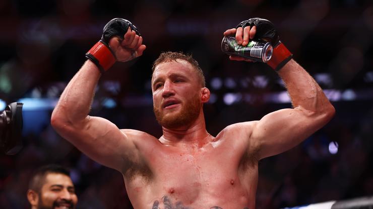 Justin Gaethje Roasts Conor McGregor For Wanting His "Sloppy Seconds"