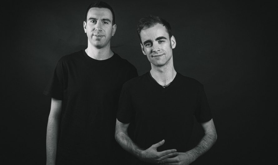 LISTEN: PINEO & LOEB Deliver Sparkling New 'Attached 2 U' House Collaboration with Sparkee & Viiq