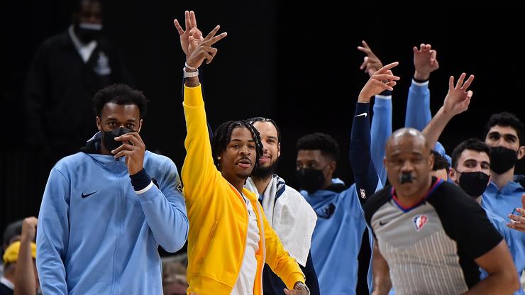 Ja Morant Quits Twitter After Negative Fan Interaction