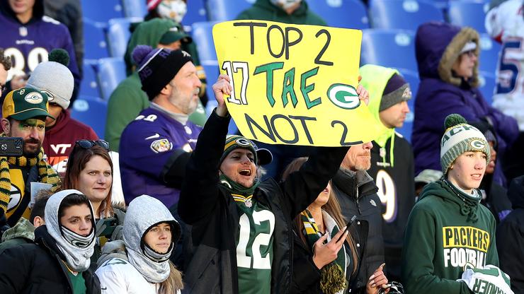 Packers & Ravens Fans Get Into Bloody Brawl: Watch