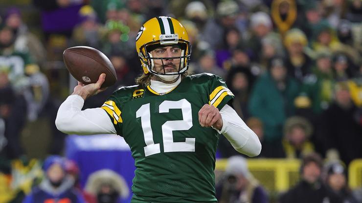 Aaron Rodgers Rips Bears Reporter Who Won't Give Him An MVP Vote