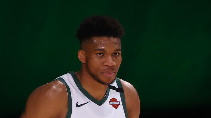 Giannis Antetokounmpo Discusses Kyrie Irving's Vaccination Status