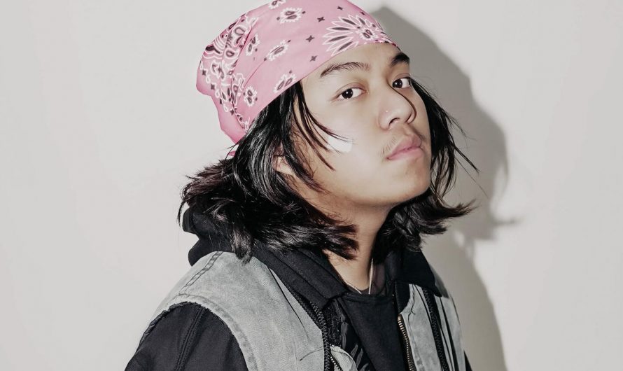 Knock2 Dances Through the Cosmos with ‘PARANOiD’