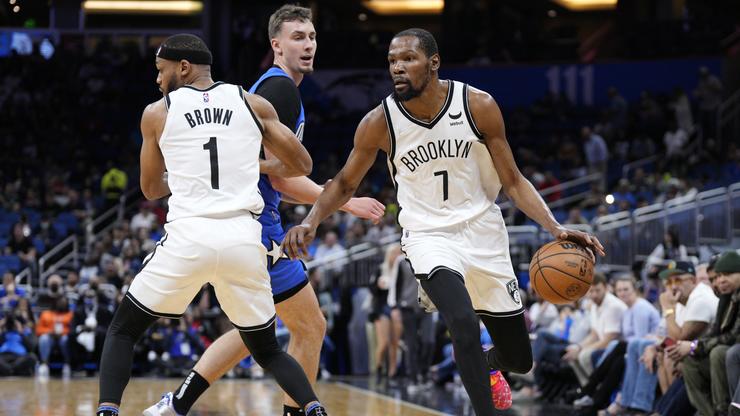 Kevin Durant Sends A Message After Kyrie Irving's 60-Point Virtuoso