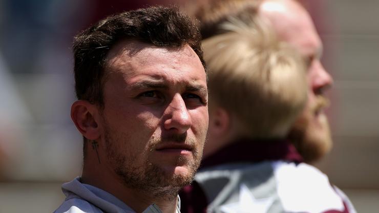 Johnny Manziel Frolics On The Beach With Gorgeous Instagram Model
