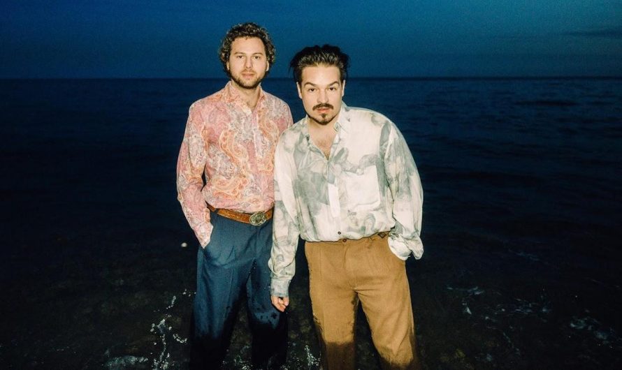 LISTEN: Milky Chance Tap Christian Löffler For Intoxicating Techno-Inspired Remix of "Unknown Song"