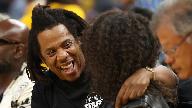 Jay-Z Daps Up Steph Curry After Warriors Take NBA Finals Lead