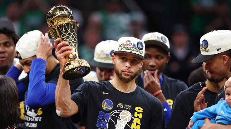 Steph Curry To Receive Huge Honor From Davidson
