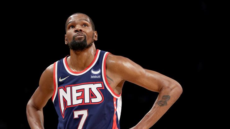Kevin Durant Considering Holding Out From Nets' Camp If Not Traded: Report