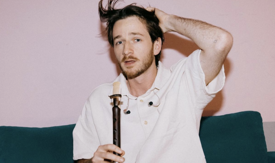 LISTEN: Thylacine’s “Versailles” Single Receives Fresh, Captivating Rework from Ah! Kosmos