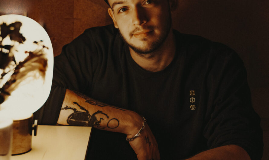 LISTEN: DROELOE Unveils Debut Solo Album ‘The Art Of Change’