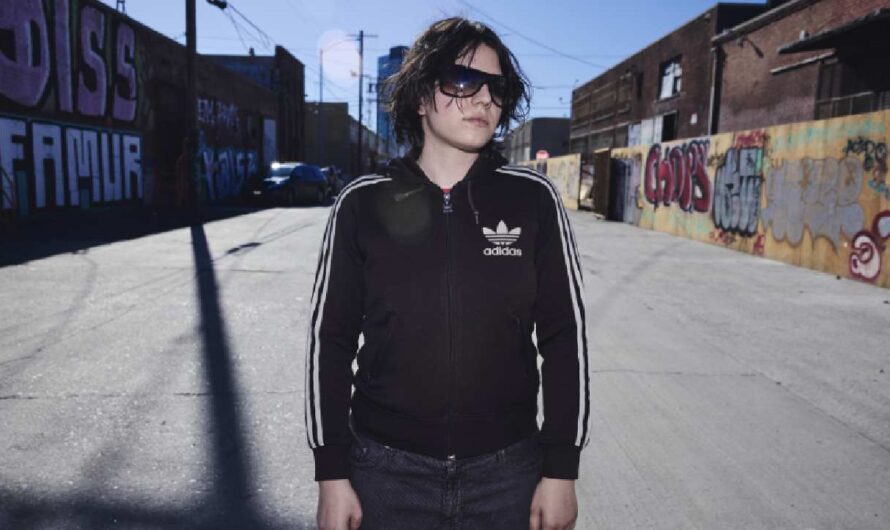 Vienna’s Rising Star Filly Unveils New Pop-Electronic Anthem “Over and Over”