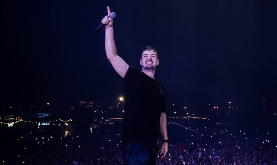 Out Now: Martin Garrix Sings on Catharina, a Cinematic New Single Co-Written With Bono