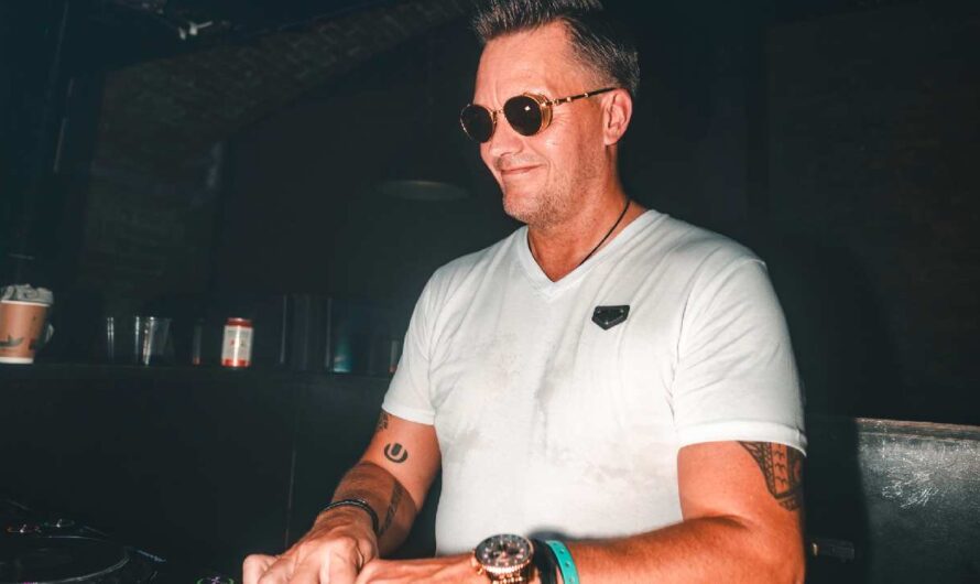 Alexander Popov & Terry Golden Unite on Melodic Anthem ‘Could Be Loved’