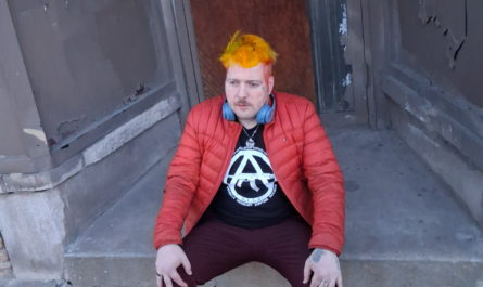 Young Meepa Teases New Single "Guillotine"